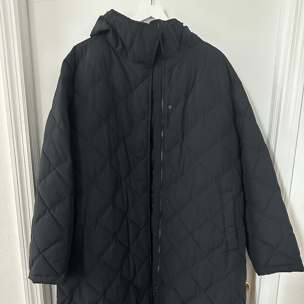 Uniqlo Black Quilted Long Hooded Coat - Picture 2 of 3